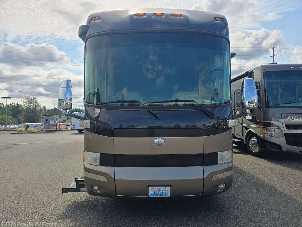 2007 Monaco RV Executive Series Executive Series - Used Class A For Sale by Poulsbo RV Everett in Everett, Washington features Awning