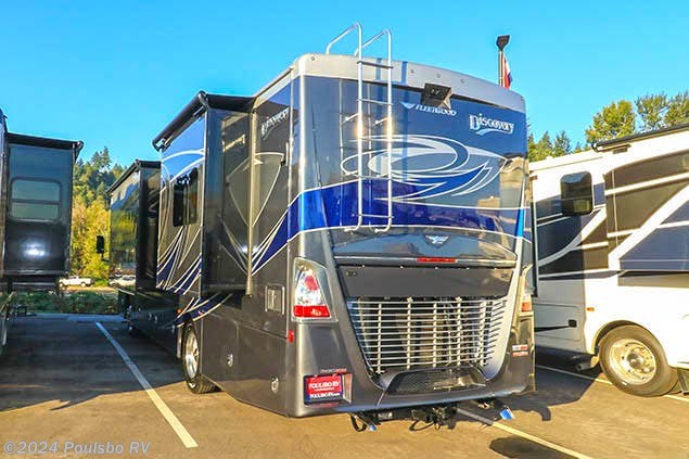 2022 Discovery 36Q by Fleetwood from Poulsbo RV in Sumner, Washington