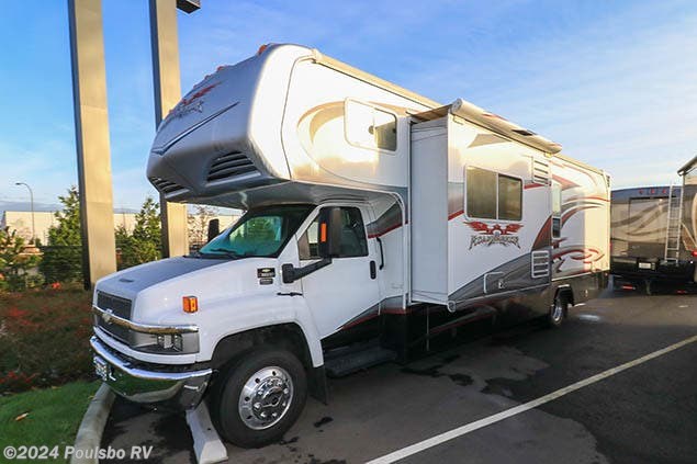 2009 Weekend Warrior Road Warrior 3400RWS - Used Class C For Sale by Poulsbo RV in Sumner, Washington