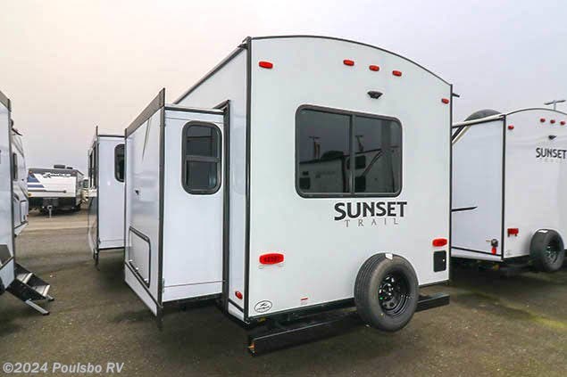 2022 Sunset Trail Super Lite SS269FK by CrossRoads from Poulsbo RV in Sumner, Washington