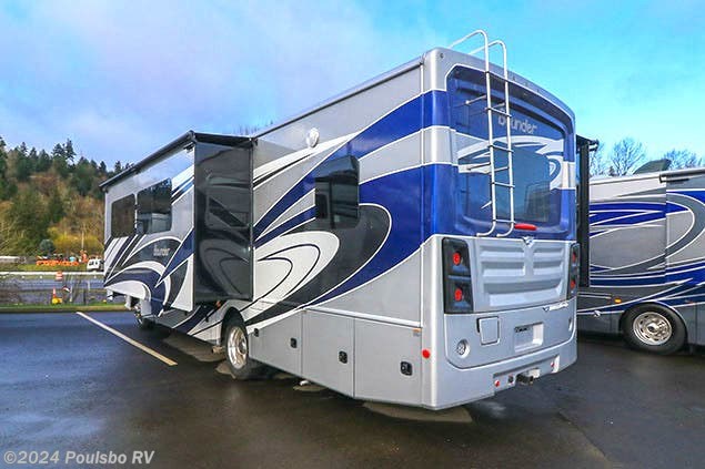 2022 Bounder 33C by Fleetwood from Poulsbo RV in Sumner, Washington