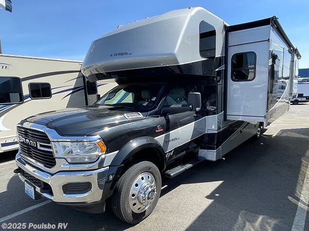 2022 Dynamax Corp ISATA 5 30FWD RV for Sale in Sumner, WA 98390 ...