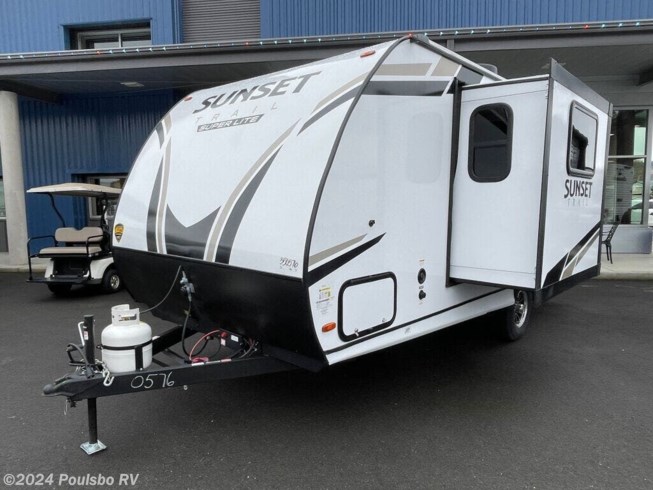 2024 CrossRoads Sunset Trail Super Lite SS188BH - New Travel Trailer For Sale by Poulsbo RV in Sumner, Washington