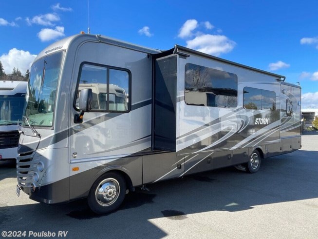 2017 Fleetwood Storm 32A - Used Class A For Sale by Poulsbo RV in Sumner, Washington