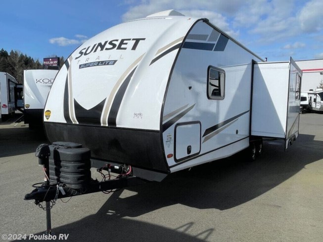 2024 CrossRoads Sunset Trail Super Lite SS258RD - New Travel Trailer For Sale by Poulsbo RV in Sumner, Washington