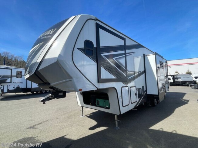 2023 Grand Design Momentum G-Class 320G - Used Fifth Wheel For Sale by Poulsbo RV in Sumner, Washington
