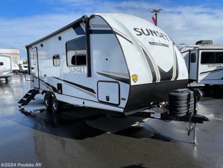 New 2024 CrossRoads Sunset Trail Super Lite SS212RB available in Sumner, Washington