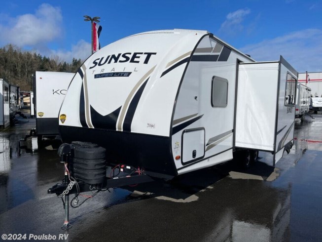 2024 CrossRoads Sunset Trail Super Lite SS212RB - New Travel Trailer For Sale by Poulsbo RV in Sumner, Washington
