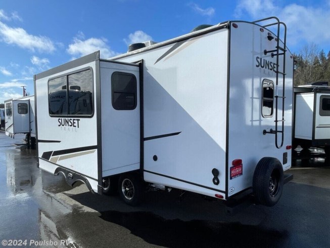 2024 Sunset Trail Super Lite SS212RB by CrossRoads from Poulsbo RV in Sumner, Washington