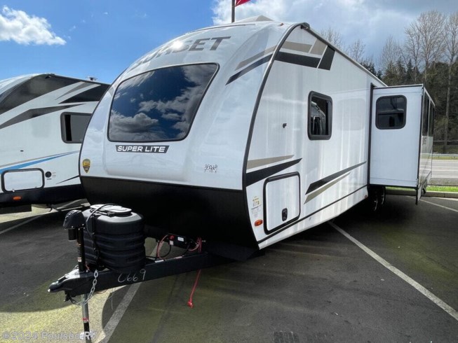 2024 CrossRoads Sunset Trail Super Lite SS285CK - New Travel Trailer For Sale by Poulsbo RV in Sumner, Washington