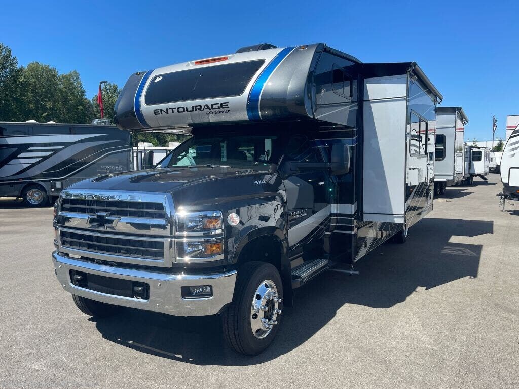 2025 Coachmen Entourage 330DS RV for Sale in Sumner, WA 98390 | S630 ...