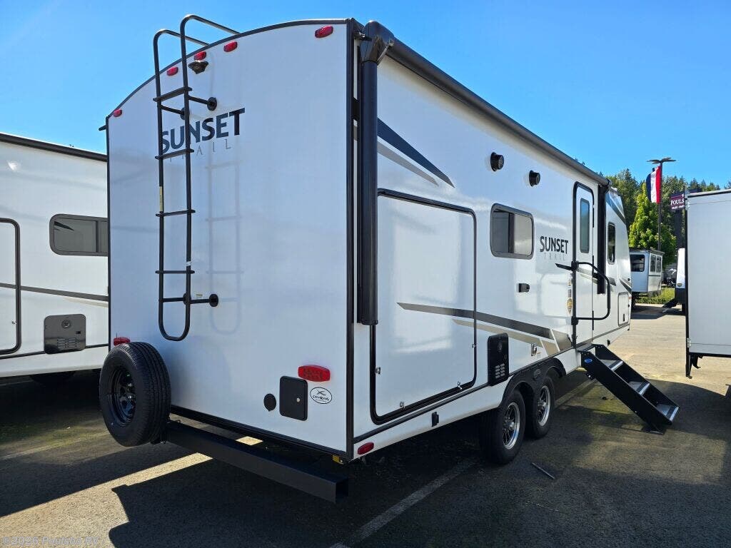 New 2024 CrossRoads Sunset Trail Super Lite Sunset Trail Super Lite available in Sumner, Washington