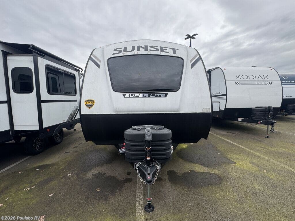 2024 CrossRoads Sunset Trail Super Lite Sunset Trail Super Lite - New Travel Trailer For Sale by Poulsbo RV in Sumner, Washington features Awning