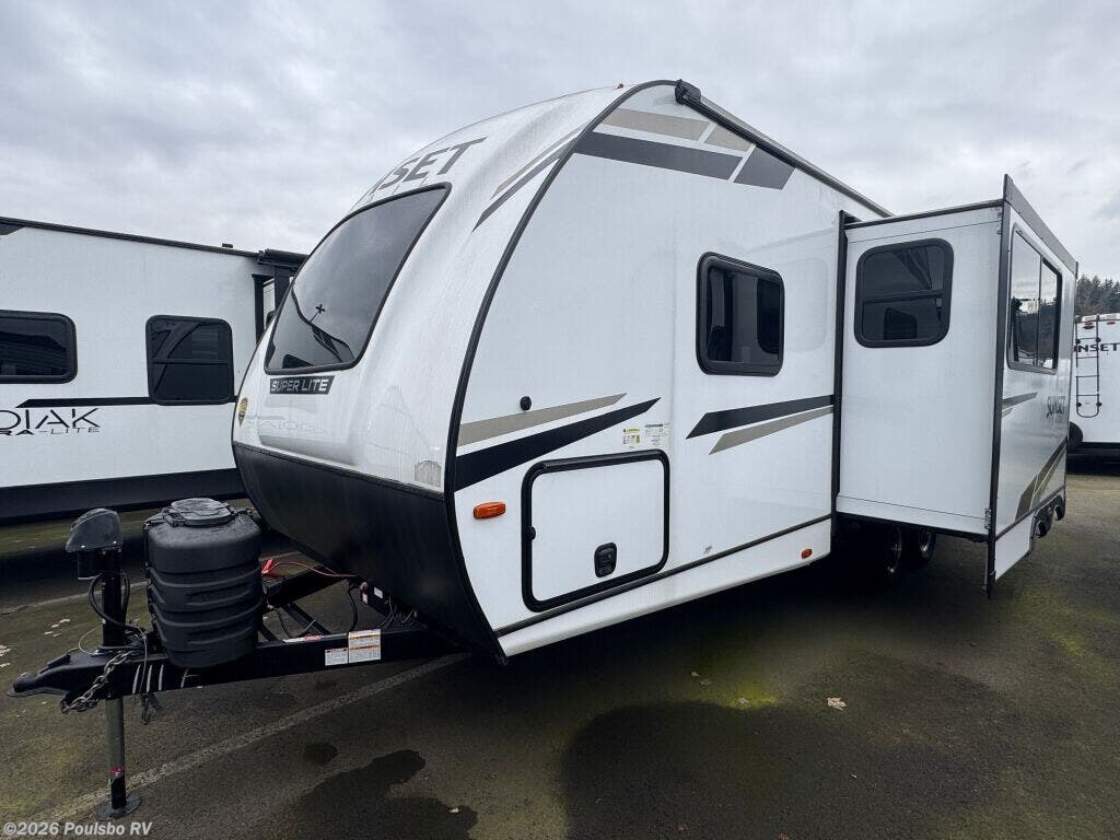 2024 Sunset Trail Super Lite Sunset Trail Super Lite by CrossRoads from Poulsbo RV in Sumner, Washington