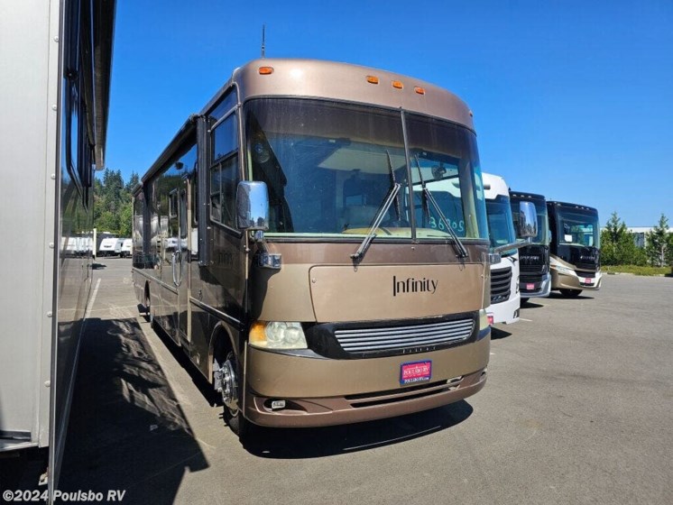 Used 2004 Four Winds International Infinity 35T available in Sumner, Washington