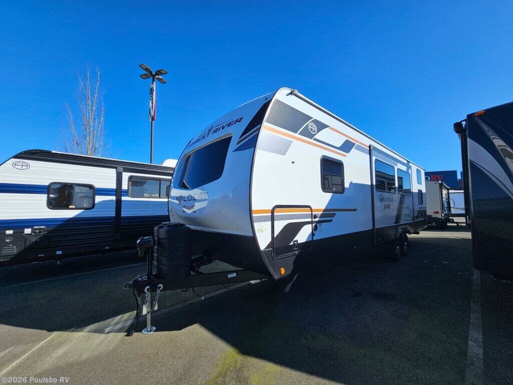 2025 Forest River Wildcat ONE Wildcat One - New Travel Trailer For Sale by Poulsbo RV in Sumner, Washington features Awning