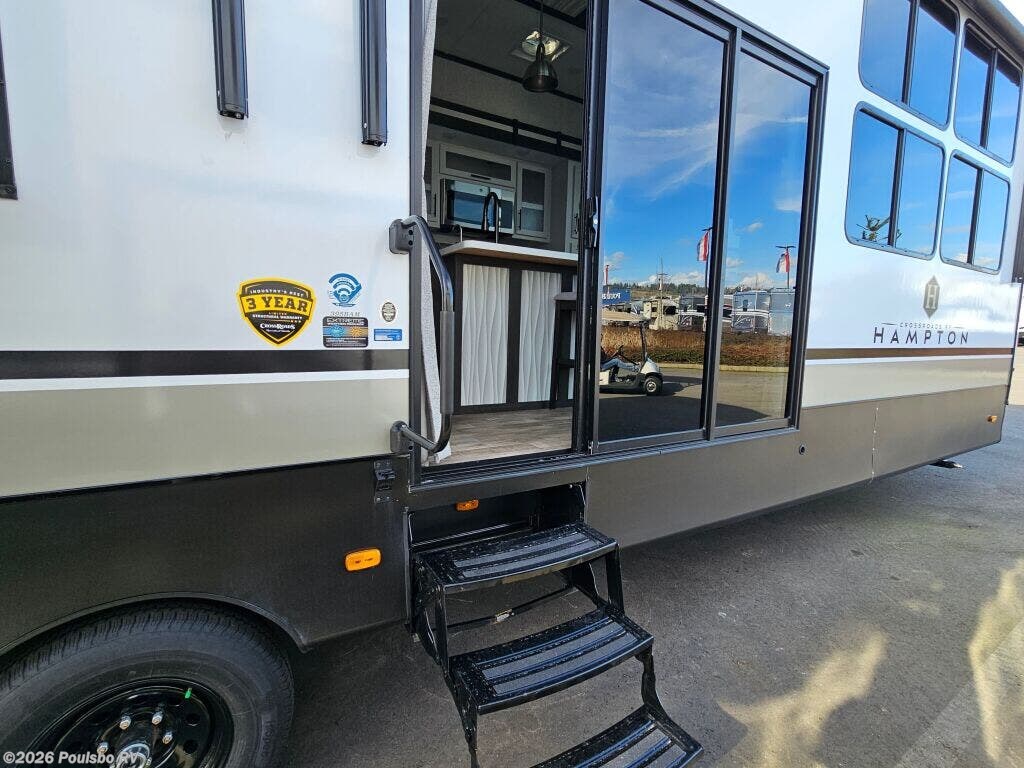2025 Hampton Hampton by CrossRoads from Poulsbo RV in Sumner, Washington