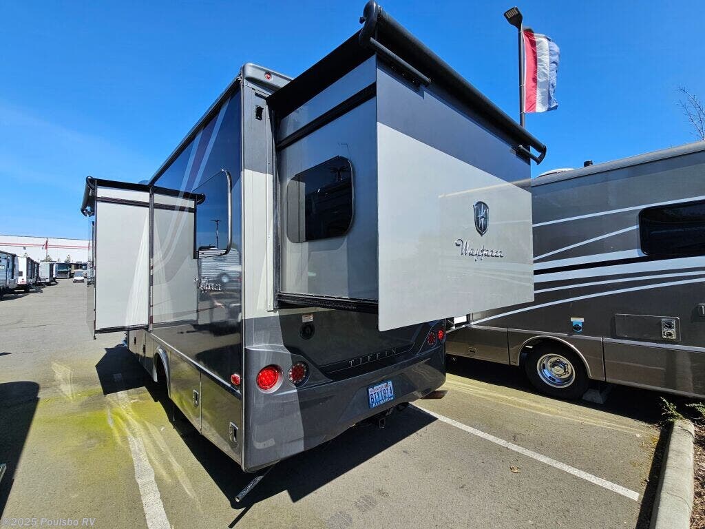 Used 2020 Tiffin Wayfarer 25QW available in Sumner, Washington