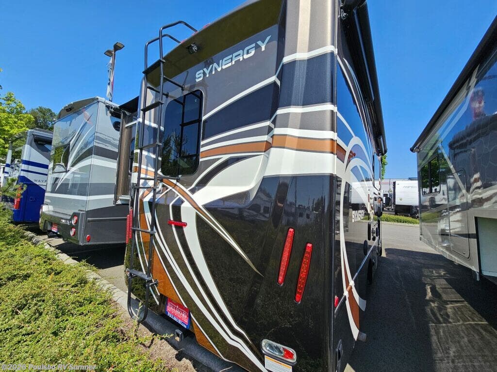 2018 Thor Motor Coach Synergy SD24 #CCP4962A - For Sale in Sumner, WA