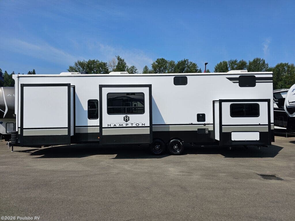 2026 CrossRoads Hampton Hampton - New Destination Trailer For Sale by Poulsbo RV in Sumner, Washington features Awning