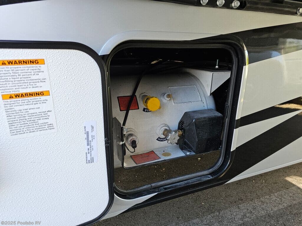 New 2026 Forest River Sunseeker MBS 2400DSB available in Sumner, Washington