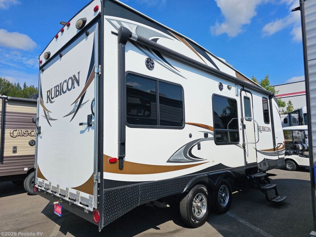 Used 2015 Dutchmen Rubicon Rubicon available in Sumner, Washington