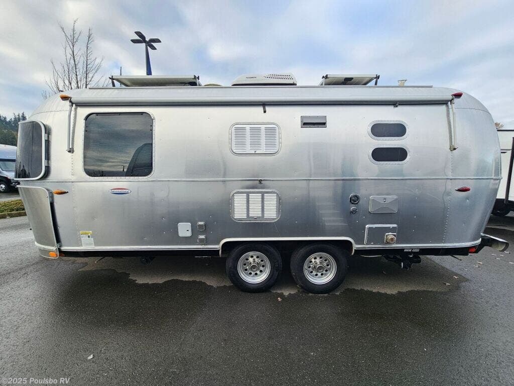 Used 2018 Airstream International Signature 23FB available in Sumner, Washington