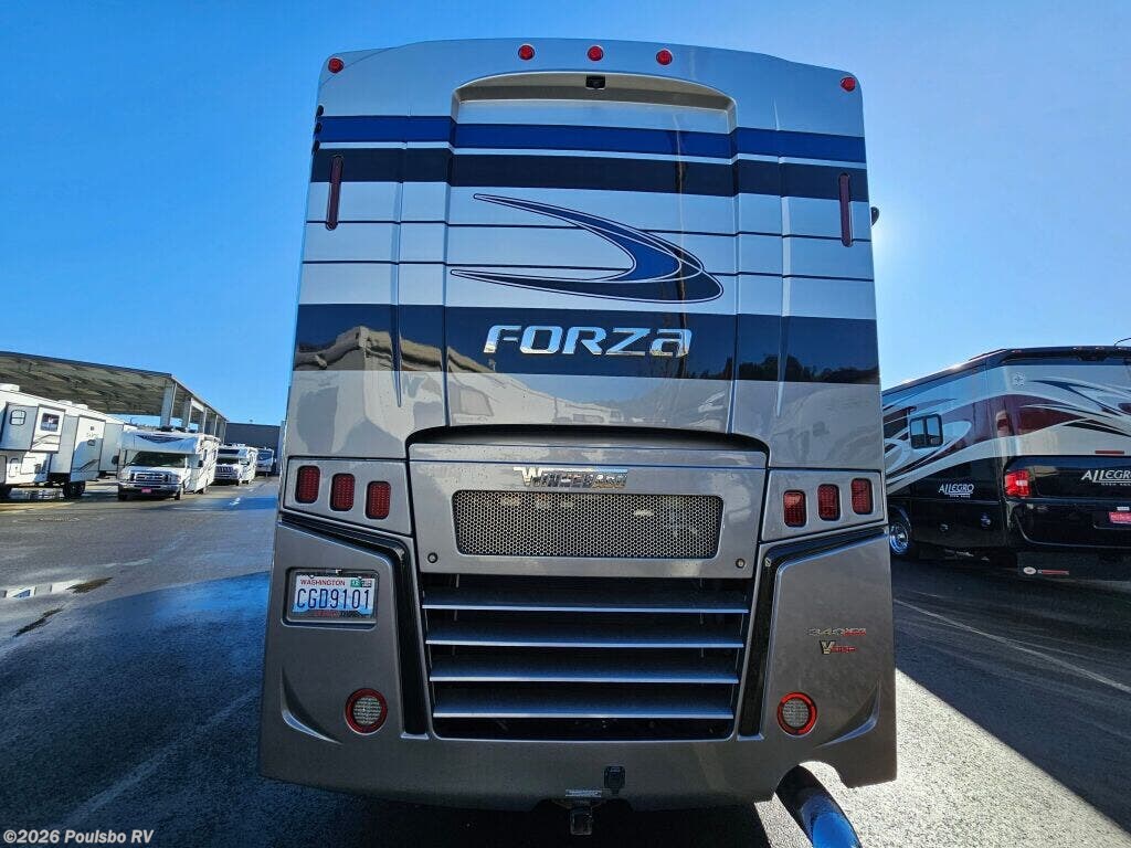 Used 2022 Winnebago Forza Forza available in Sumner, Washington