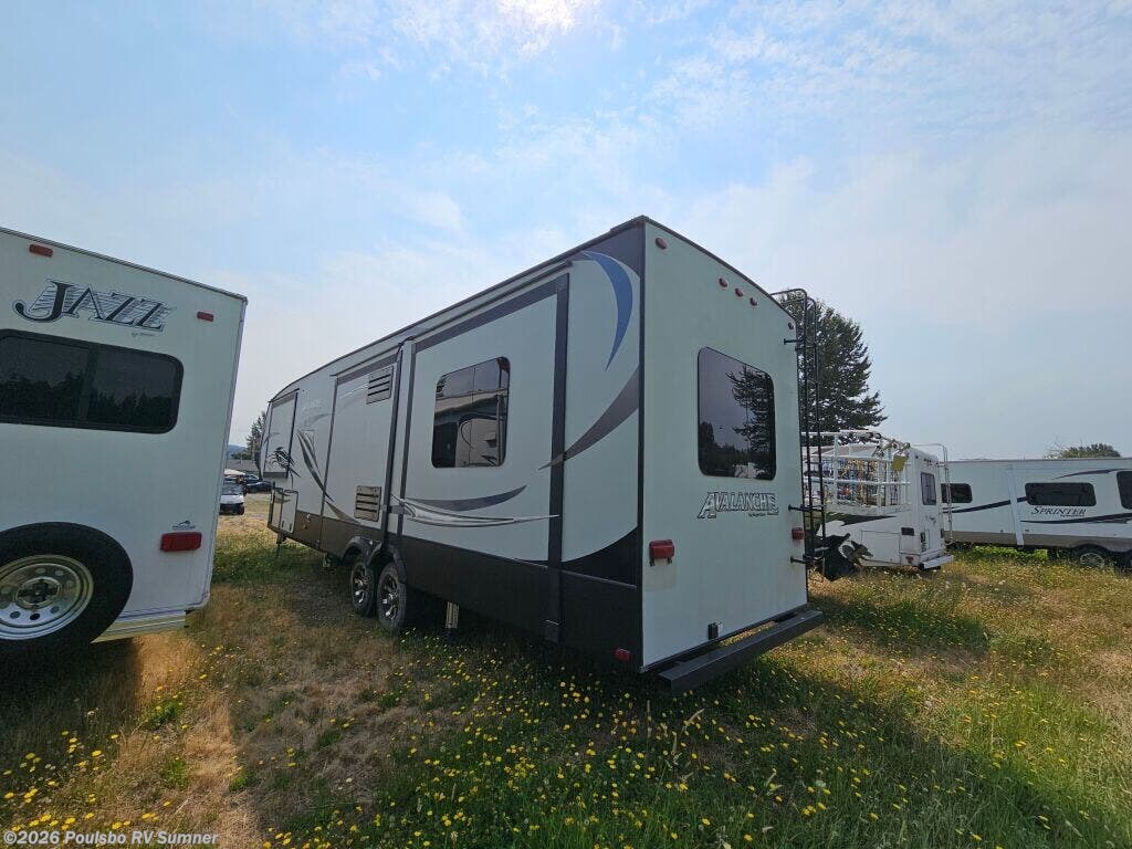 Used 2017 Keystone Avalanche Avalanche available in Sumner, Washington