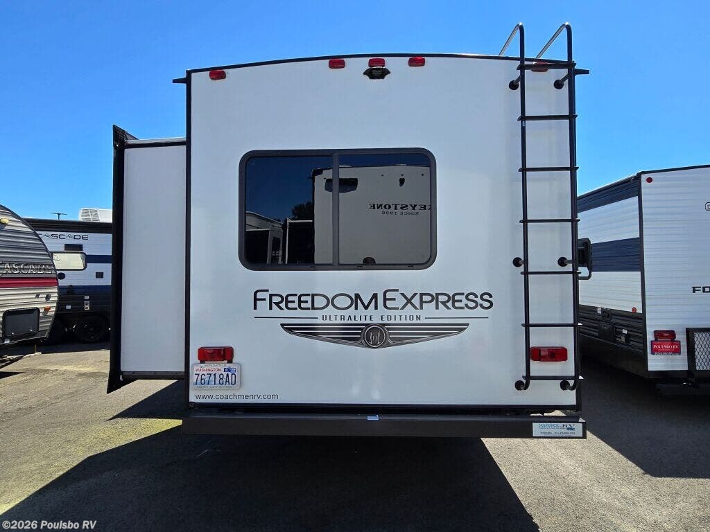 2021 Forest River Freedom Express Freedom Express - Used Travel Trailer For Sale by Poulsbo RV in Sumner, Washington features Awning