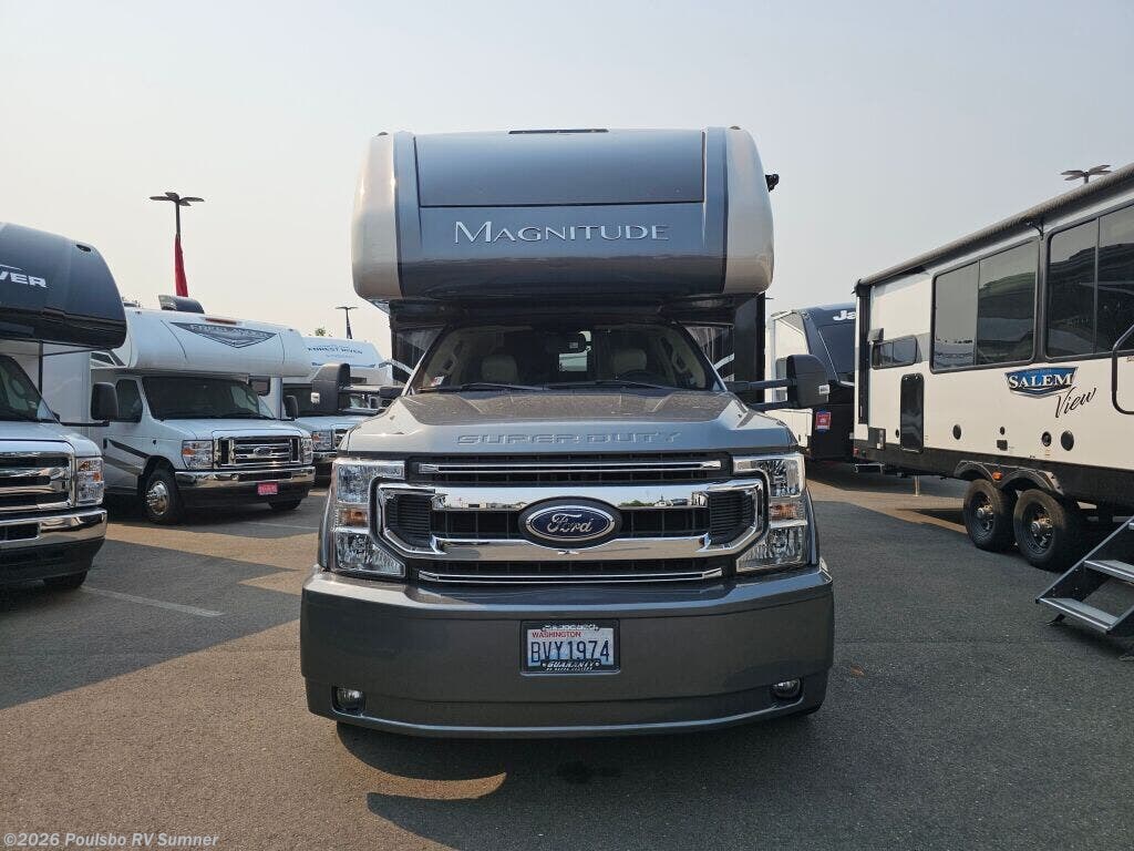 2021 Thor Motor Coach Magnitude Magnitude - Used Class C For Sale by Poulsbo RV Sumner in Sumner, Washington features Awning