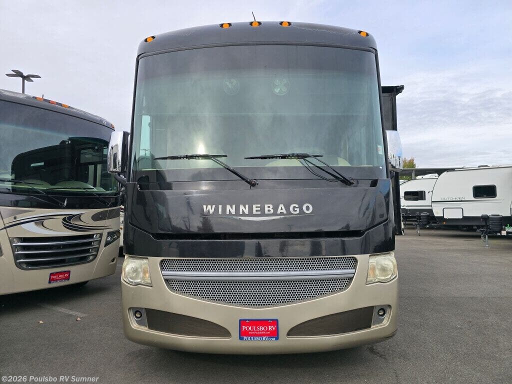2014 Winnebago Adventurer Adventurer - Used Class A For Sale by Poulsbo RV Sumner in Sumner, Washington features Awning