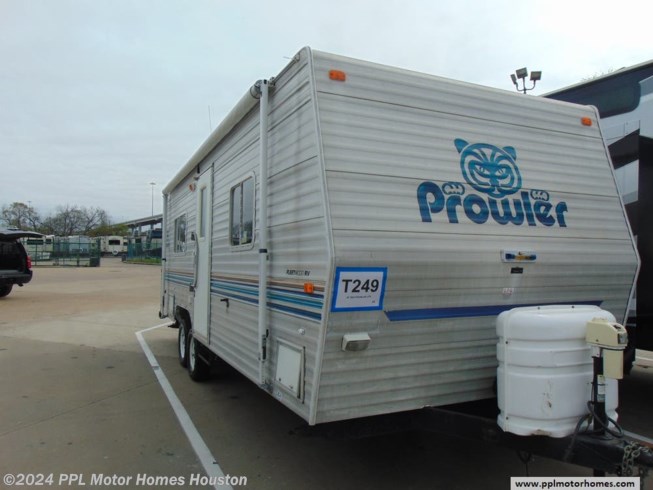 prowler lite travel trailer