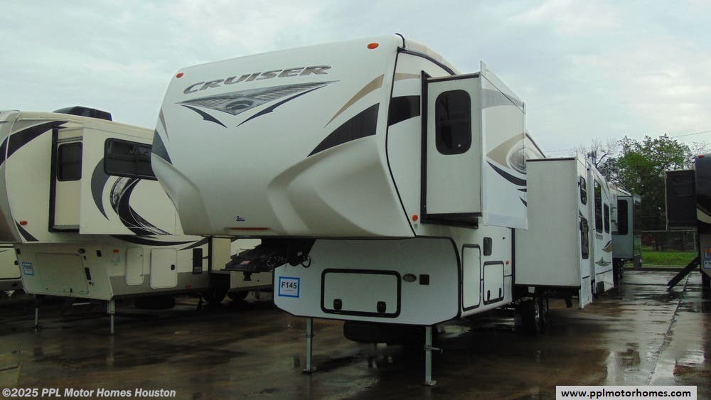 2012 Crossroads Cruiser 32bl F145 For Sale In Houston Tx