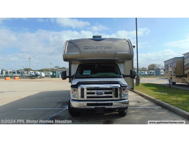2017 Quantum 29RQ by Thor from PPL Motor Homes in Houston, Texas