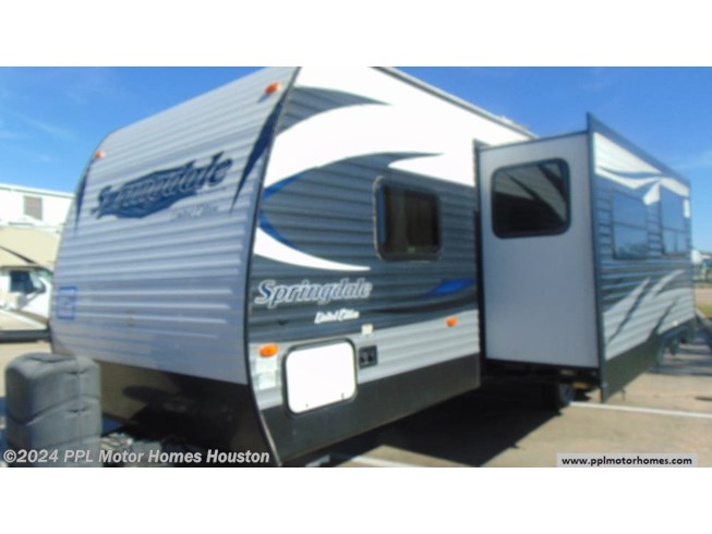 2016 Keystone Springdale Limited Edition 270LE - Used Travel Trailer For Sale by PPL Motor Homes in Houston, Texas features Non-Smoking Unit, External Shower, Bunk Beds, DVD Player, Refrigerator