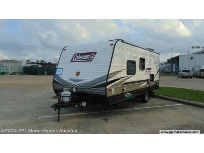 2020 Coleman Lantern 18RB - Used Travel Trailer For Sale by PPL Motor Homes in Houston, Texas features Spare Tire Kit, Non-Smoking Unit, Slideout, Stabilizer Jacks, Stove