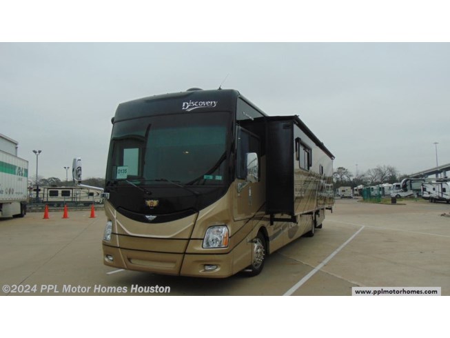 2014 Fleetwood Discovery 40E - Used Diesel Pusher For Sale by PPL Motor Homes in Houston, Texas features DVD Player, Refrigerator, Automatic Leveling Jacks, Slideout, Water Heater