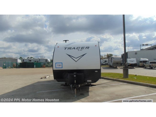 2021 Primetime Tracer Le 200BHSLE by Glaval from PPL Motor Homes in Houston, Texas