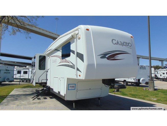 Used 2010 Carriage Cameo Lxi 36FWS available in Houston, Texas