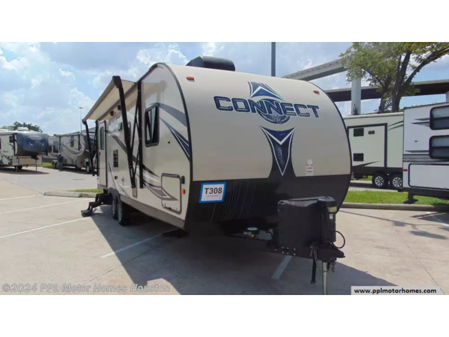 Used 2018 K-Z Spree Connect 261RB available in Houston, Texas