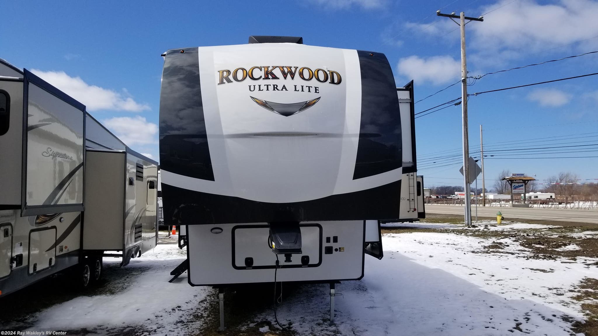 #87674 - 2019 Forest River Rockwood Ultra Lite 2896MB for ...