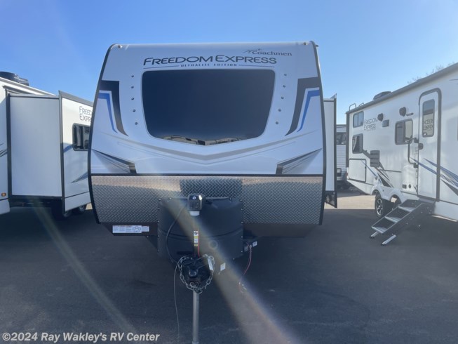 2022 Coachmen Freedom Express Ultra Lite 287BHDS - New Travel Trailer For Sale by Ray Wakley