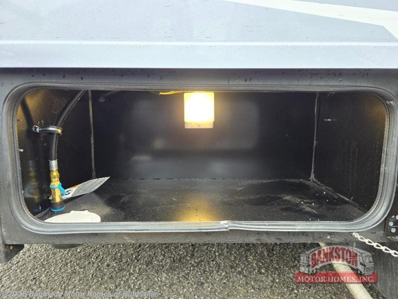 New 2025 Tiffin Wayfarer 25 XLW available in Huntsville, Alabama