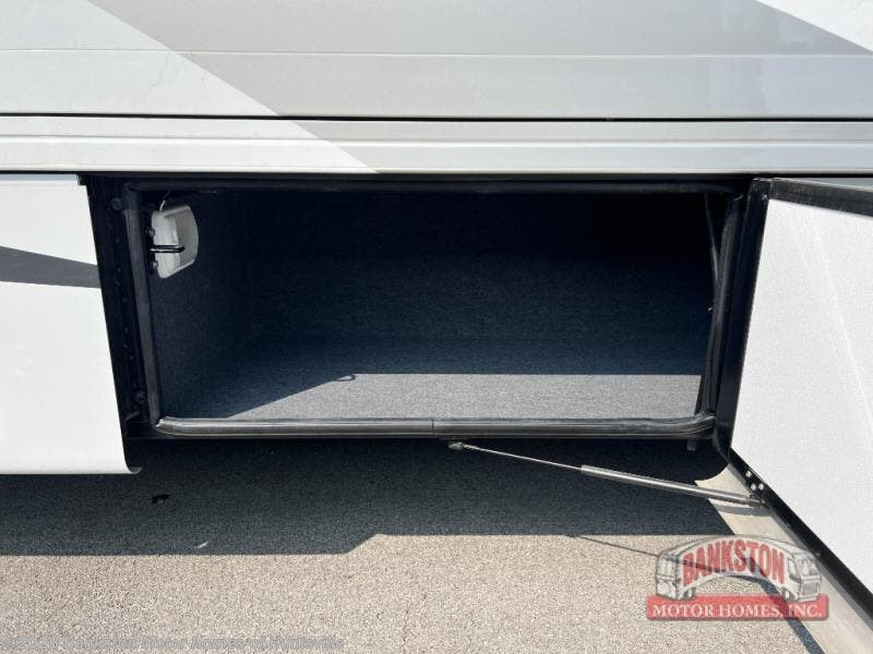 Used 2023 Newmar Bay Star 3629 available in Huntsville, Alabama