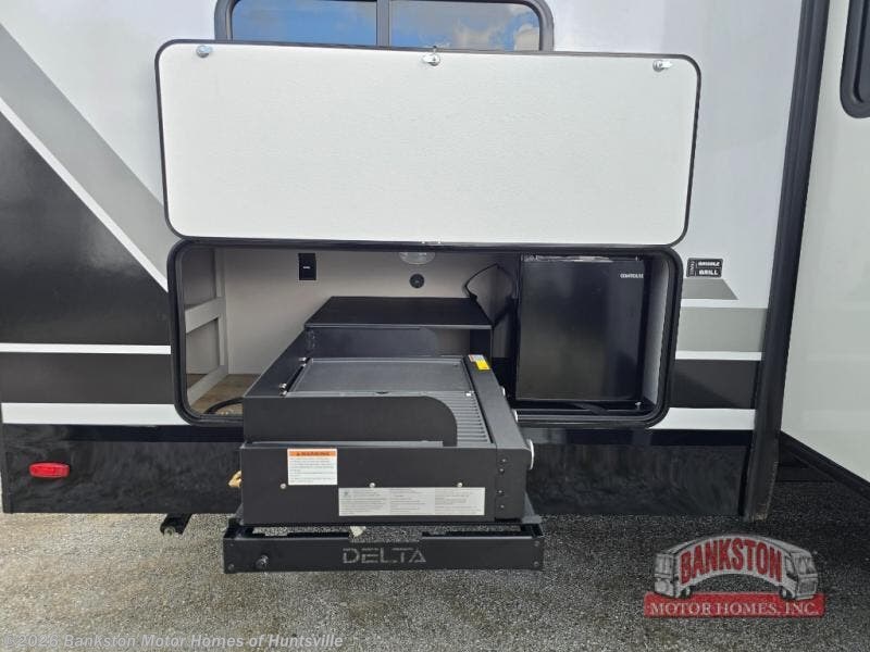 New 2026 Alliance RV Delta 321BH available in Huntsville, Alabama