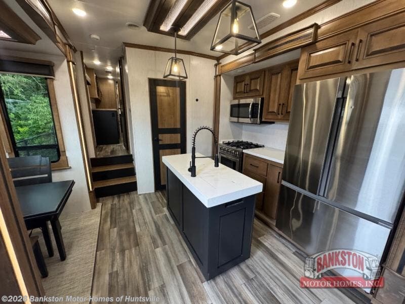 Used 2022 Heartland Landmark Lafayette available in Huntsville, Alabama