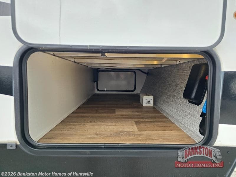 2023 Outback Ultra Lite 302UBH by Keystone from Bankston Motor Homes of Huntsville in Huntsville, Alabama