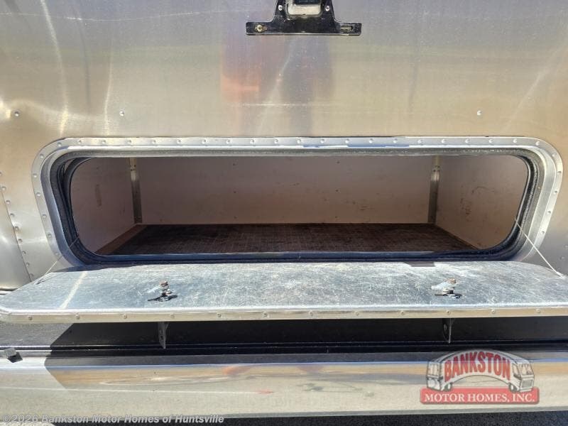 2020 Flying Cloud 28RB by Airstream from Bankston Motor Homes of Huntsville in Huntsville, Alabama