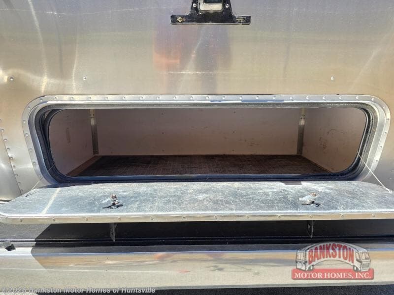 2020 Flying Cloud 28RB by Airstream from Bankston Motor Homes of Huntsville in Huntsville, Alabama